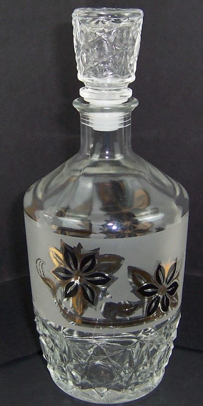 Vintage Cerve Frosted Glass Decanter Made In Italy